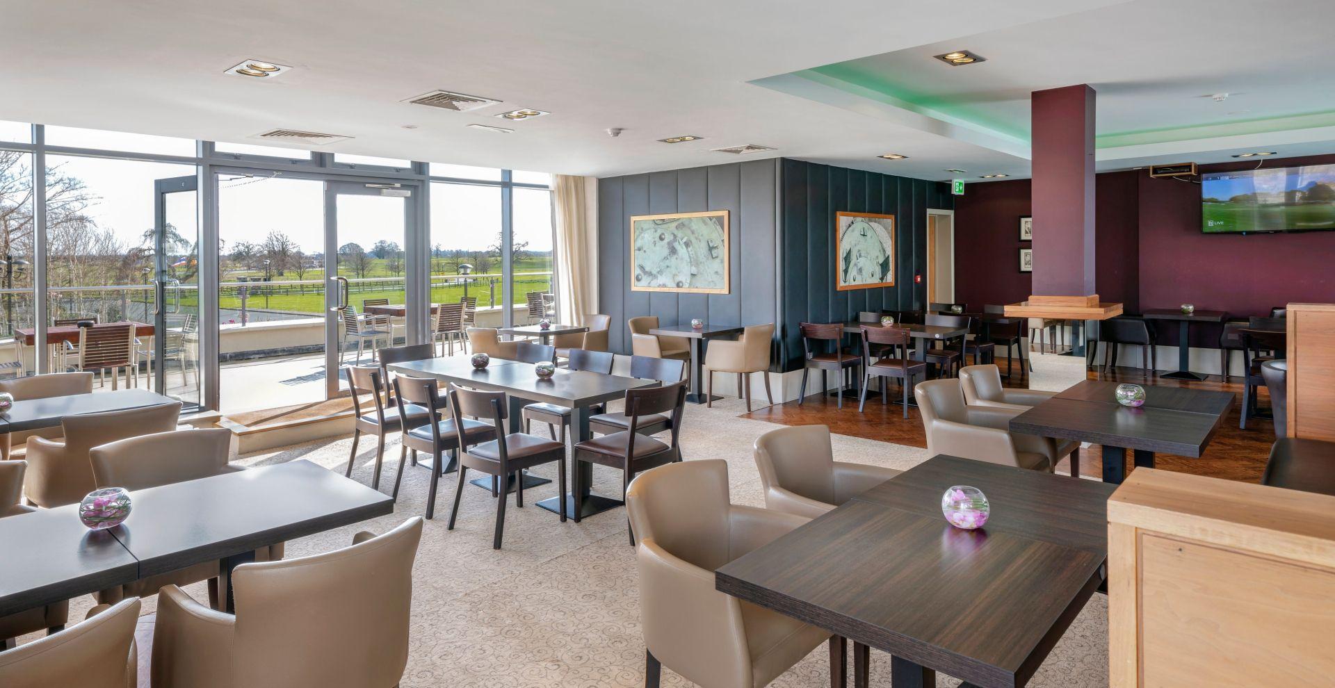 Moyvalley Hotel & Golf Resort Eksteriør bilde