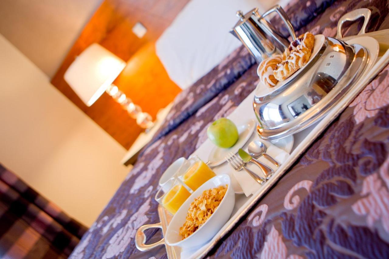 Moyvalley Hotel & Golf Resort Eksteriør bilde