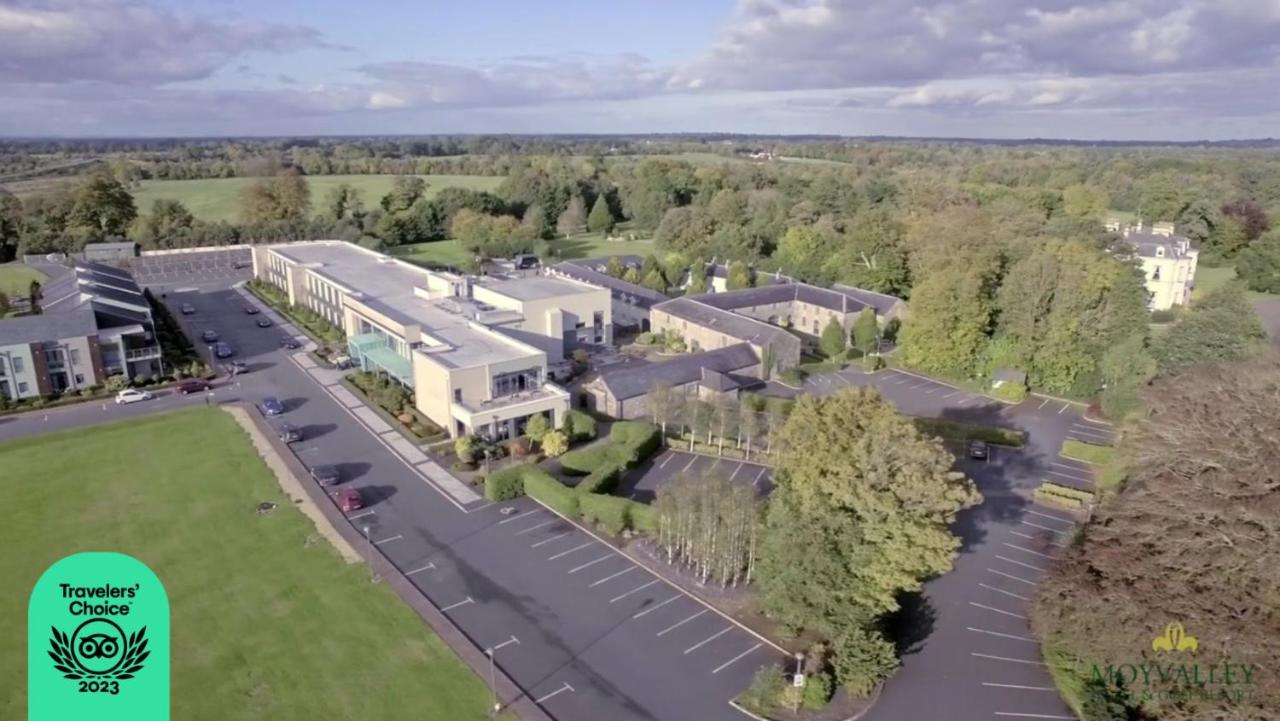 Moyvalley Hotel & Golf Resort Eksteriør bilde